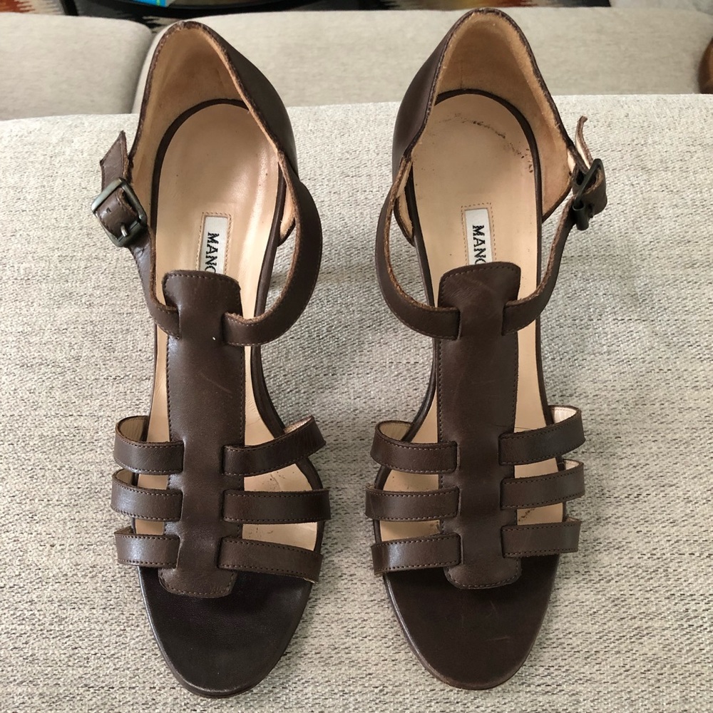 Manolo Blahnik Brown Heels